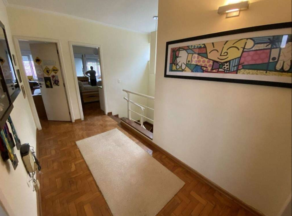 Sobrado de alto padrão com piscina em ótima localização – Brooklin Novo