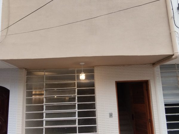 Maravilhoso sobrado de vila reformado