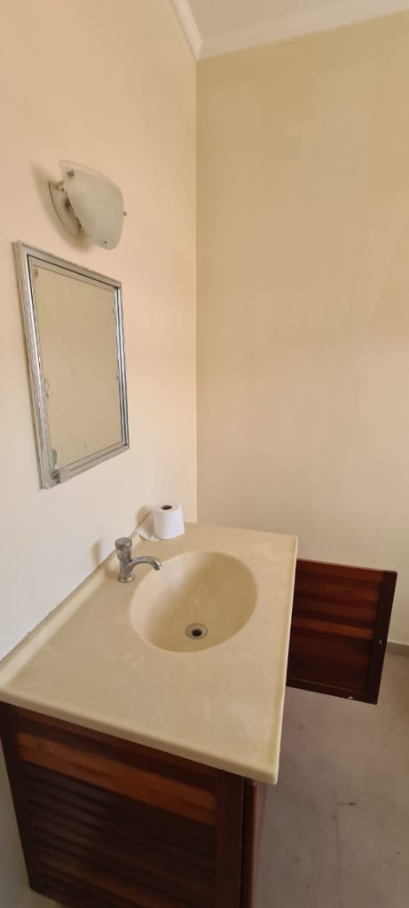 Sobrado em ótima localização – Vila do Castelo