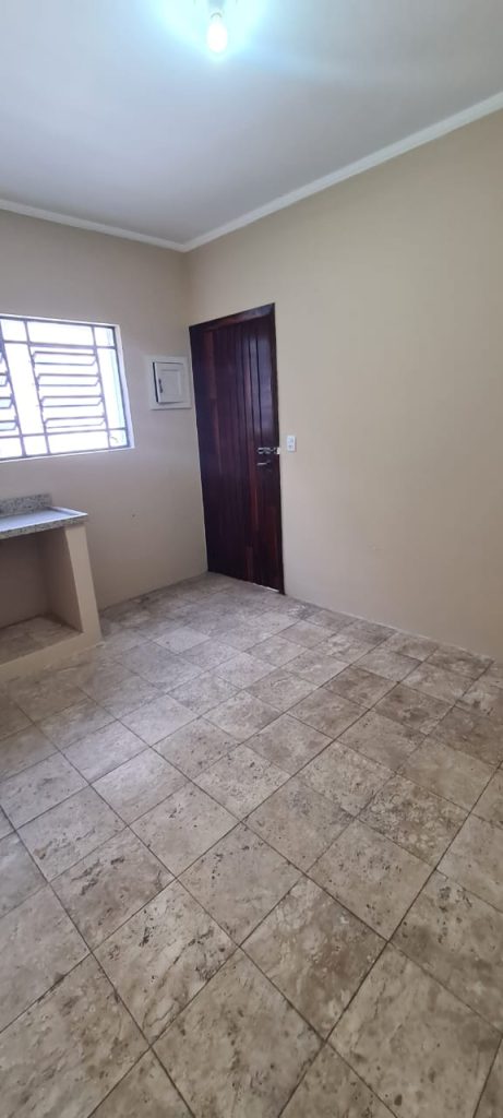 Sobrado em ótima localização – Vila do Castelo