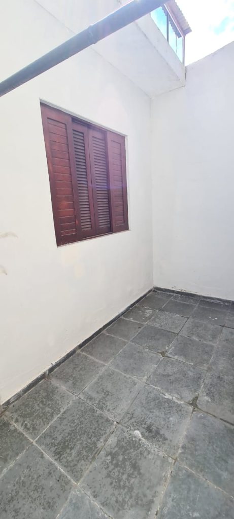 Sobrado em ótima localização – Vila do Castelo