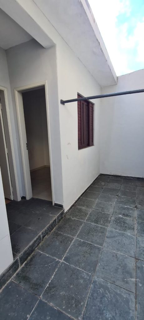 Sobrado em ótima localização – Vila do Castelo