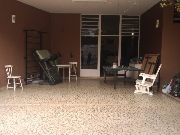 Excelente casa comercial – Chácara Santo Antônio